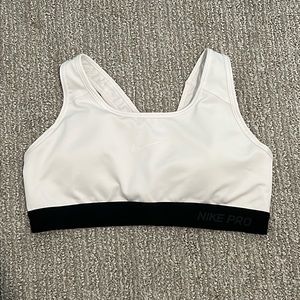 White Nike Sports Bra M